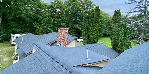 finished asphalt roofs in Lewiston