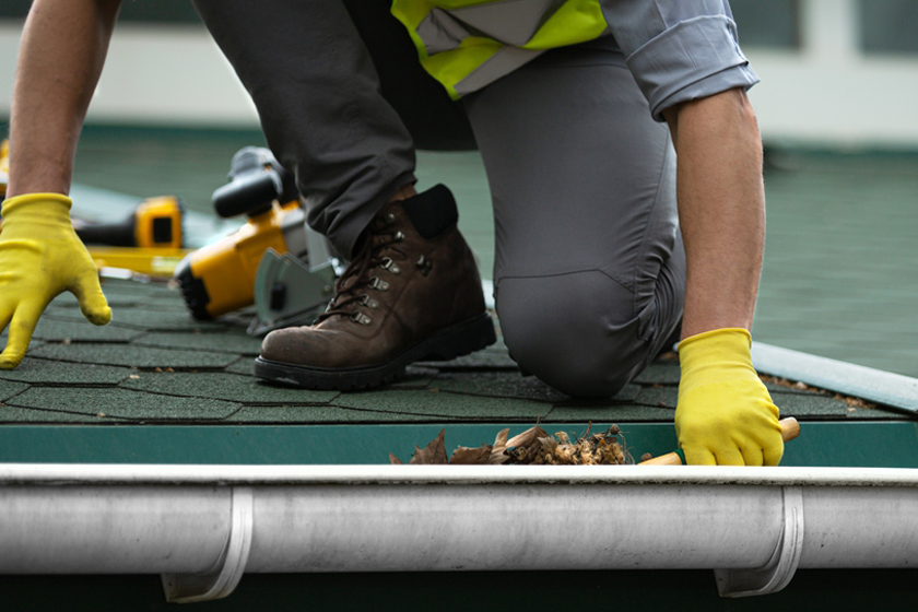 How To Clean Gutters With Gutter Guards