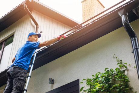 Clean Gutter Downspouts Effectively